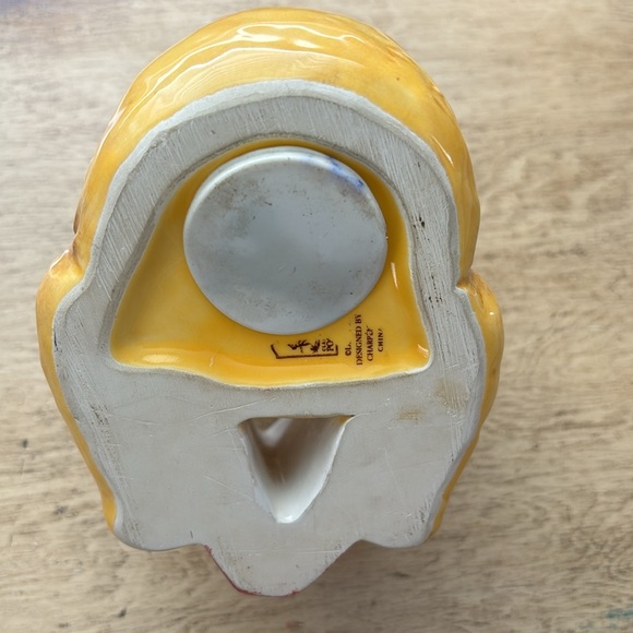 Vintage Disney Winnie—the-Pooh ceramic piggy bank - Picture 5 of 7